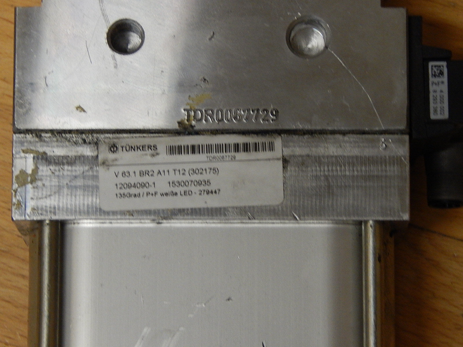 TUNKERS INC. PNEUMATIC POWER CLAMP V 63.1 BR2 A11 T12 (302175)