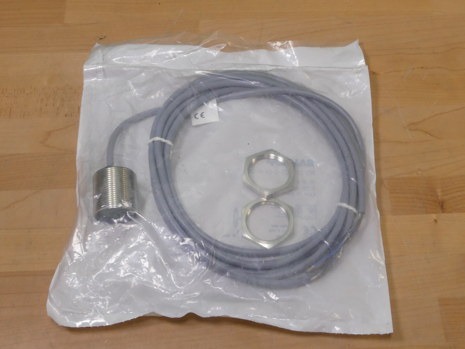 BALLUFF BES 516-327-G-E4-Y-03  BES516-327-G-E4-Y-03
