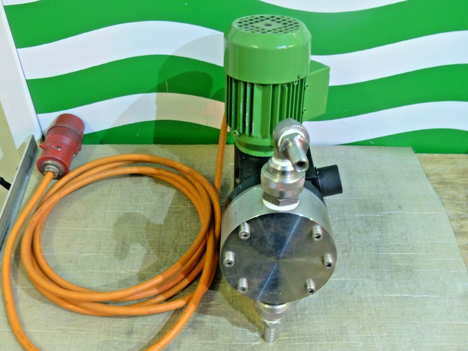  ALLDOS 221-60-10140 + Siemens 1LA7063-4AB99-ZN02