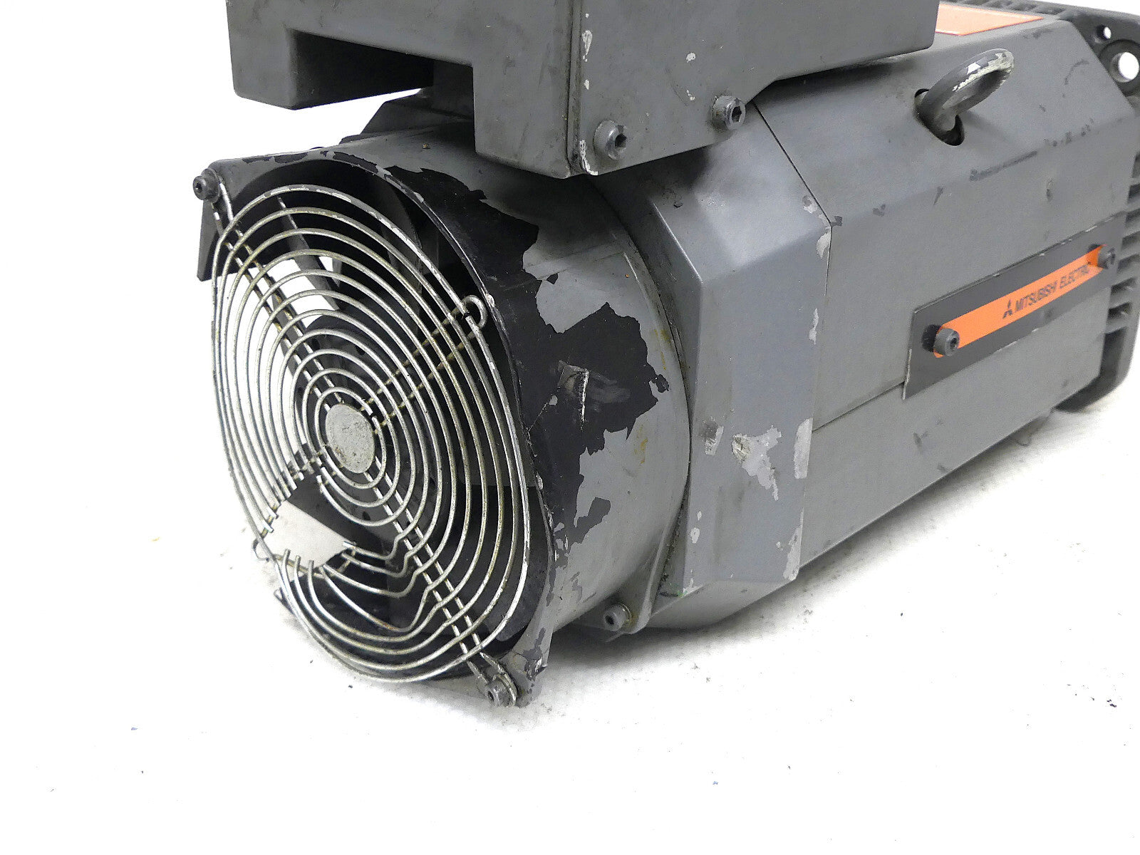 Mitsubishi SJ-5.5X (defekt,beschädigt)