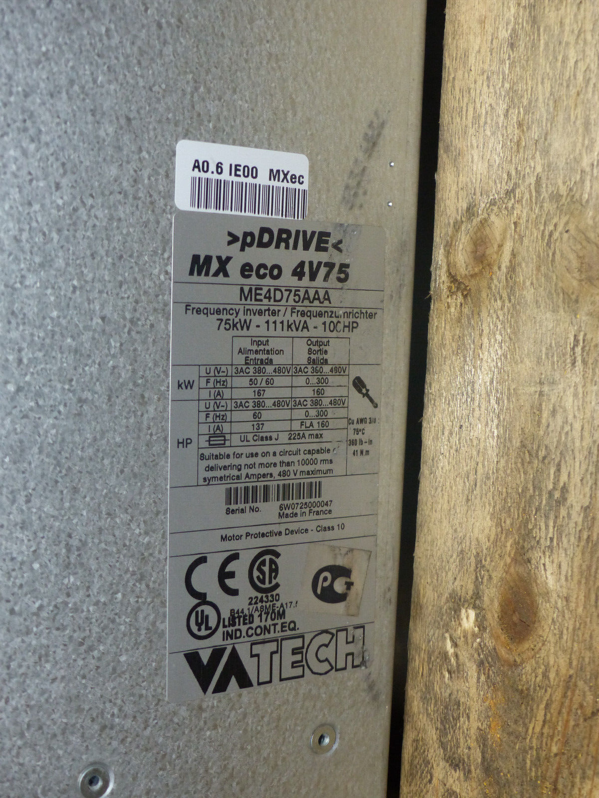 schneider pdrive mx eco 4v75 me4d75aaa inverter  75kw-111kva-100hp s.Bilder