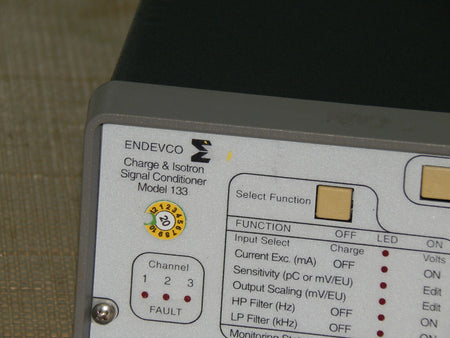  Endevco Modell 133 Signal Conditioner  S/N BW33 used