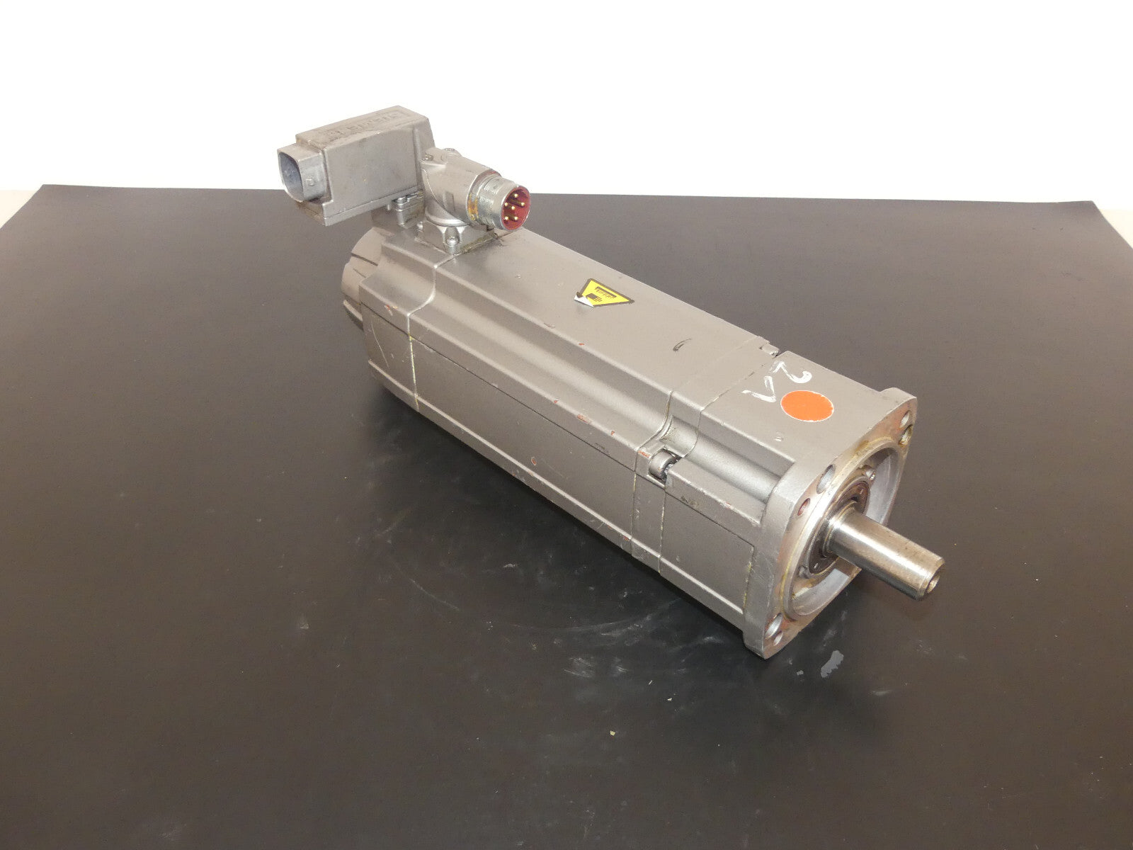 Siemens 1ft7046-5ah71-1fh1  1ft70465ah711fh1  used s.Bilder