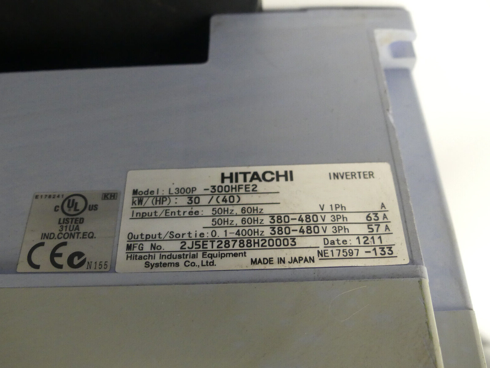Frequenzumrichter Hitachi L300P - 300HFE2 s.Bilder