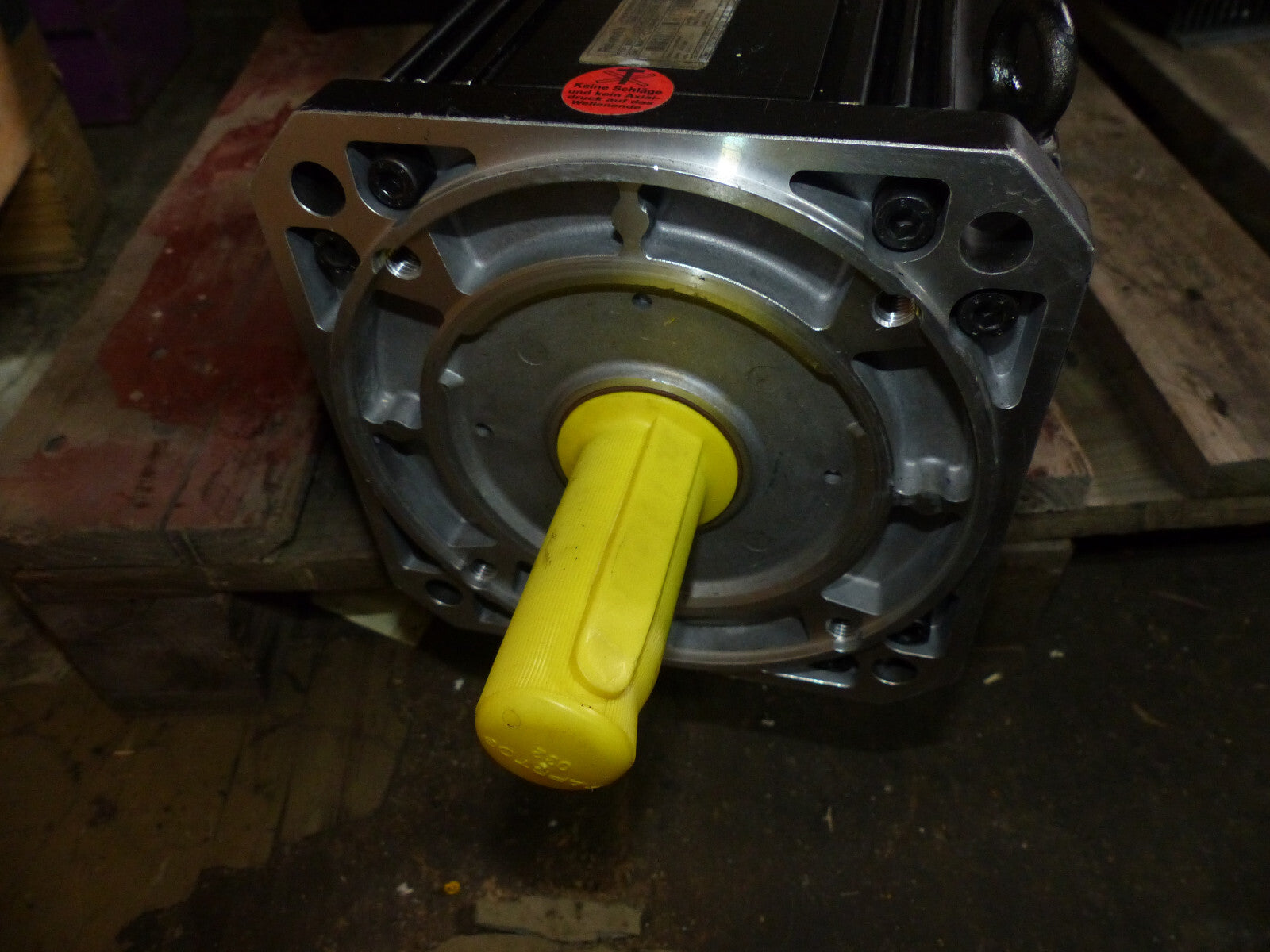 Rexroth MAC112D-0-HD-2-C/180-A-1/S003