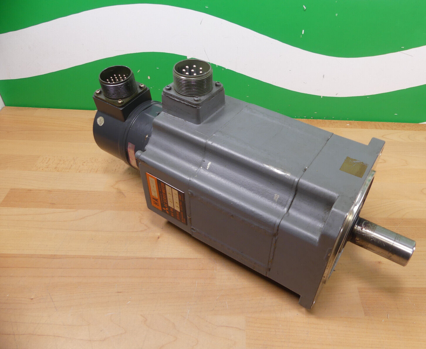 Mitsubishi HA80C-SS Servomotor