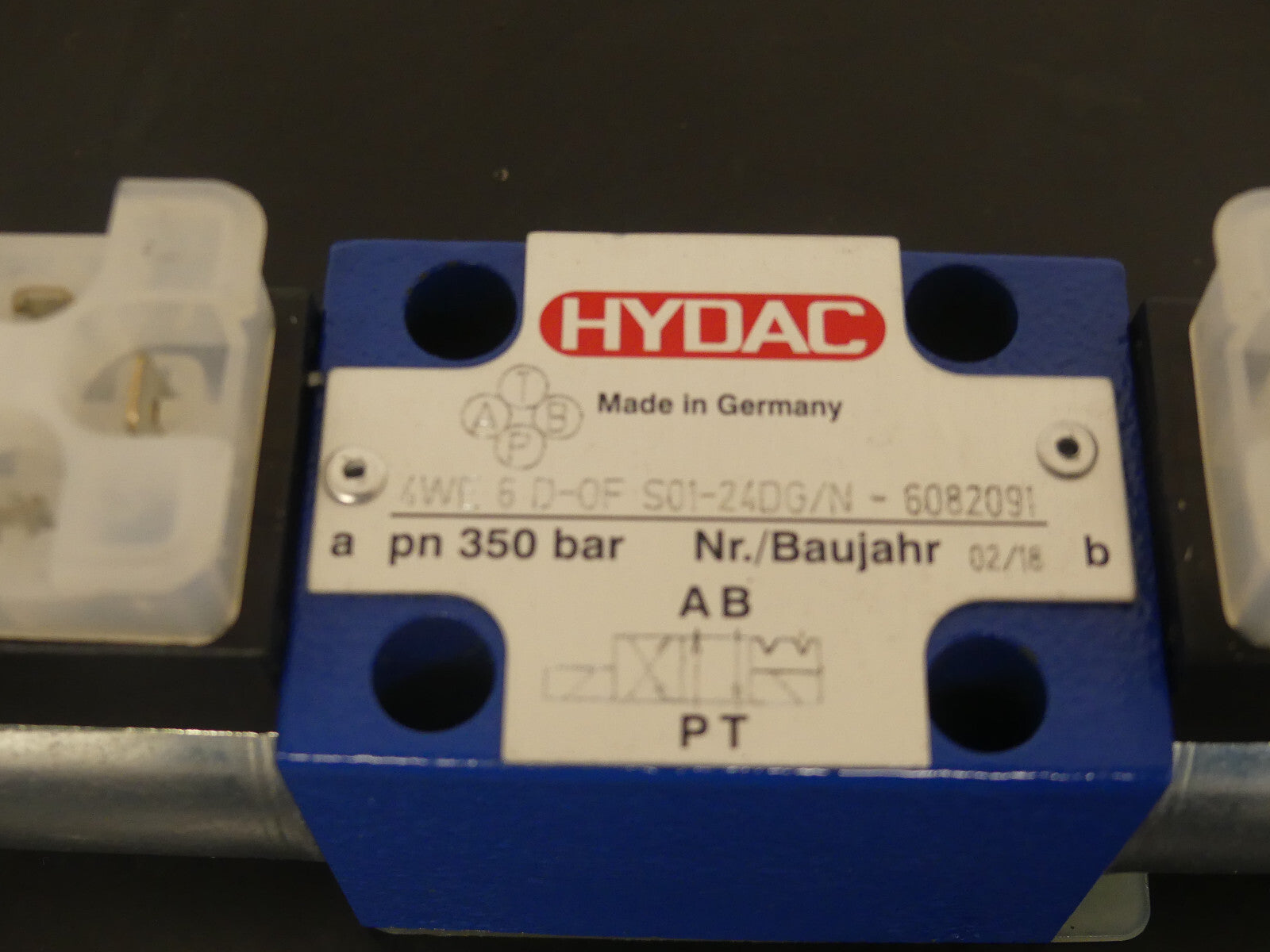 HYDAC 4WE 6 D-0F S01-24DG/N-6082091    4WE 6 D0F S0124DGN6082091