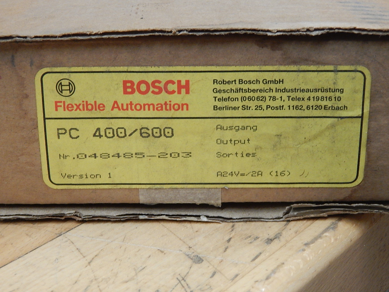 Bosch 048485-203  Bosch PC 400/600 A24=/2A Output-Modul unbenutzt 