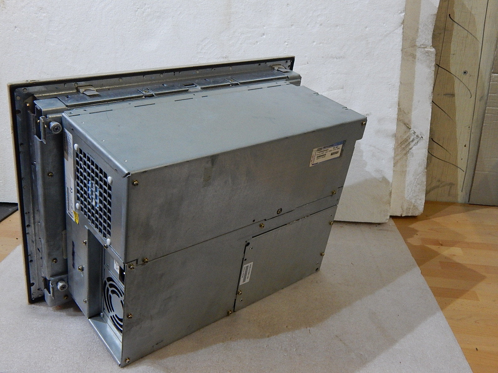 Siemens Simatic Panel PC 870   6AV7705-3DC00-0AD0 