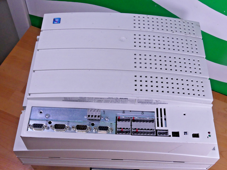 Lenze Wechselrichter EVS9329-ETV004 s.Bilder