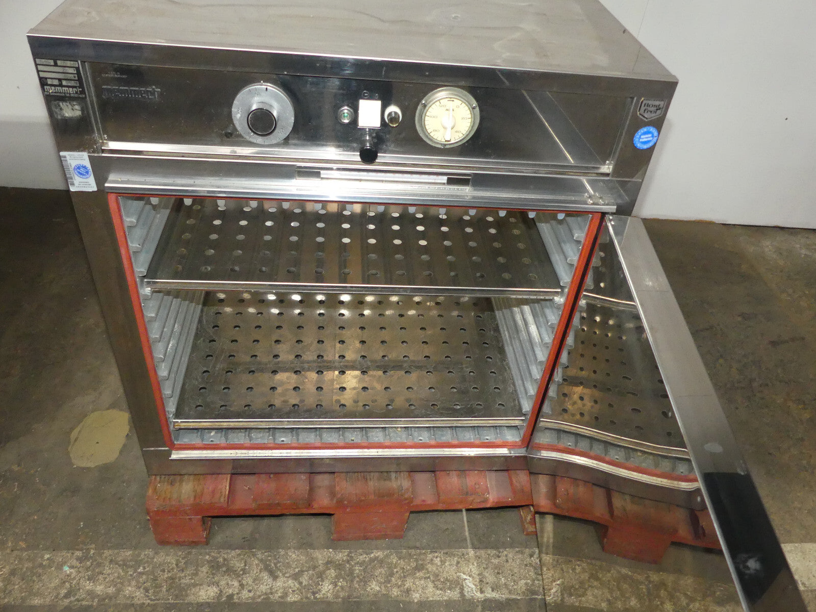 Memmert Tv40s Trockenschrank 220c