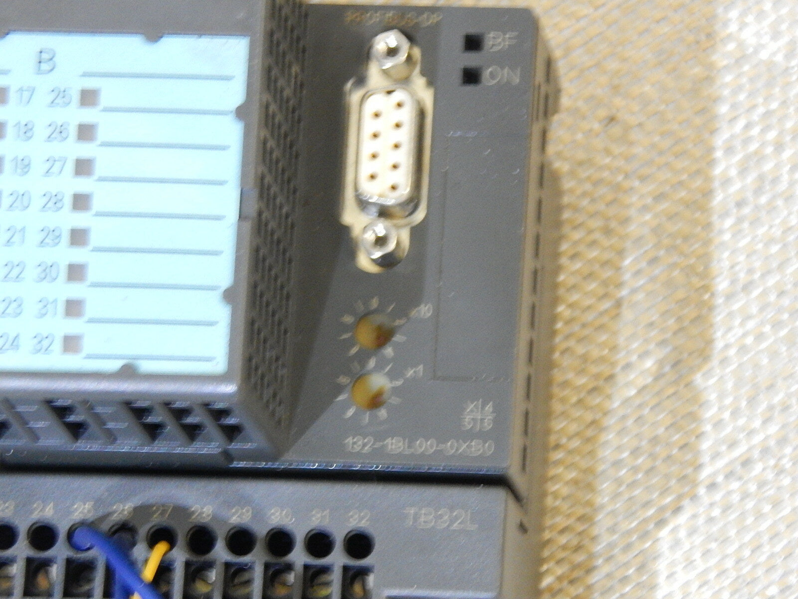 Siemens Simatic S7 6ES7 132-1BL00-0XB0 E: 3 + 6ES7193-1CL00-0XA0  E:1  used