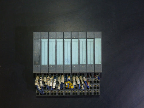 9x Siemens 6ES7 131-4BB00-0AB0 // 6ES7131-4BB00-0AB0