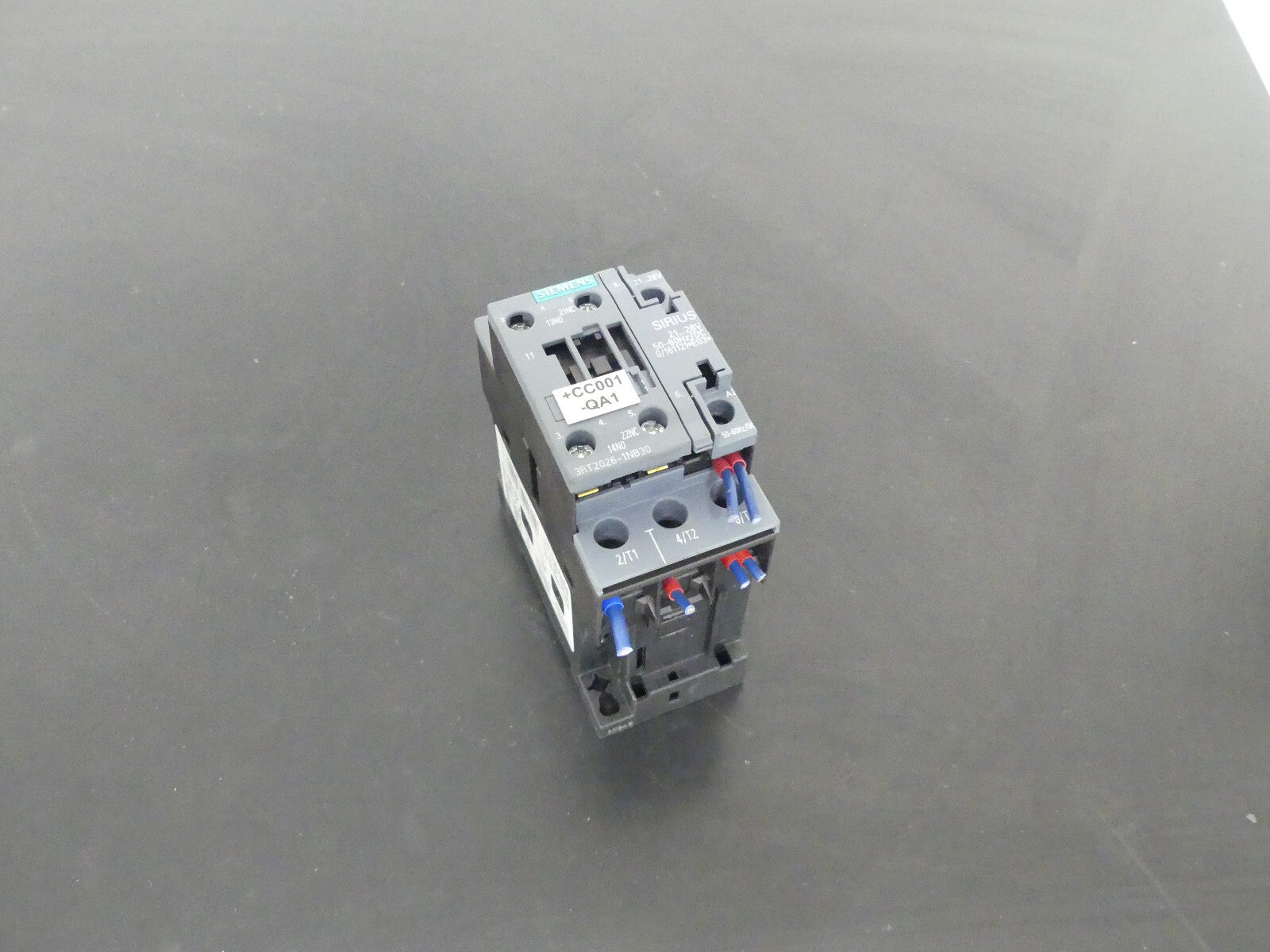 SIEMENS 3RT2026-1NB30   3RT20261NB30 used