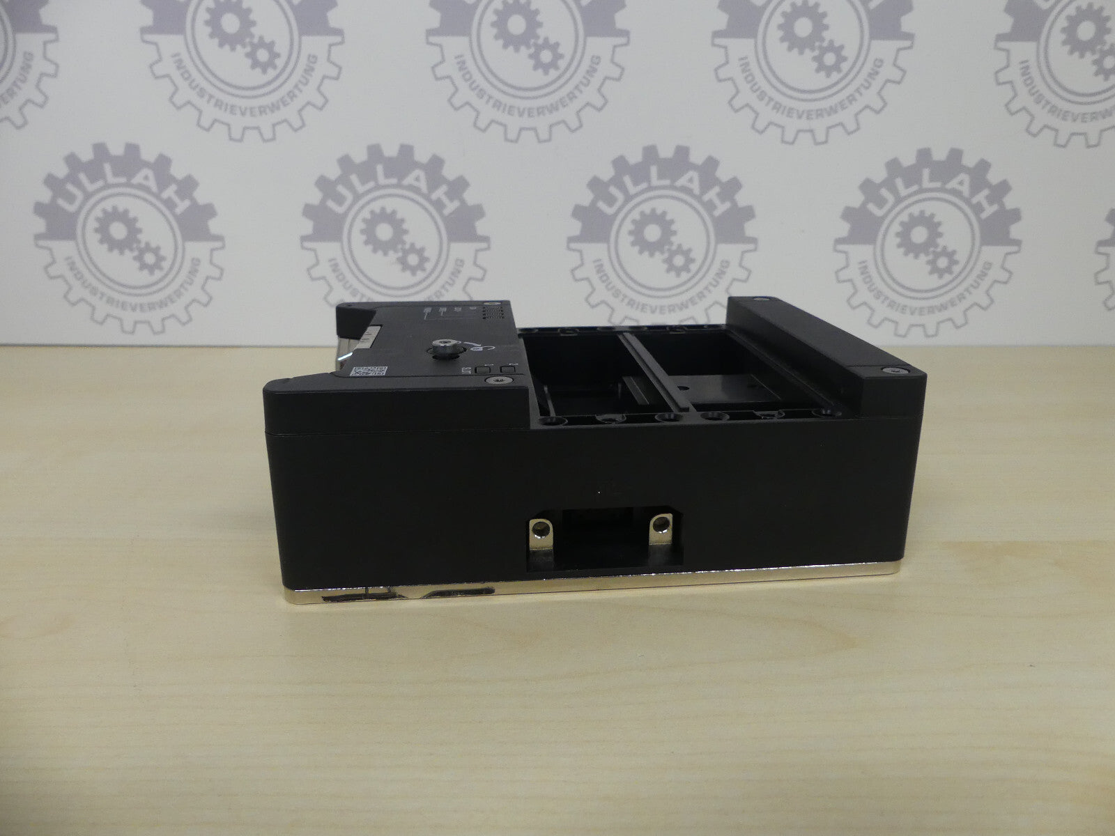 Euchner MGB2-L1-MLI-U-Y0000-BJ-136776