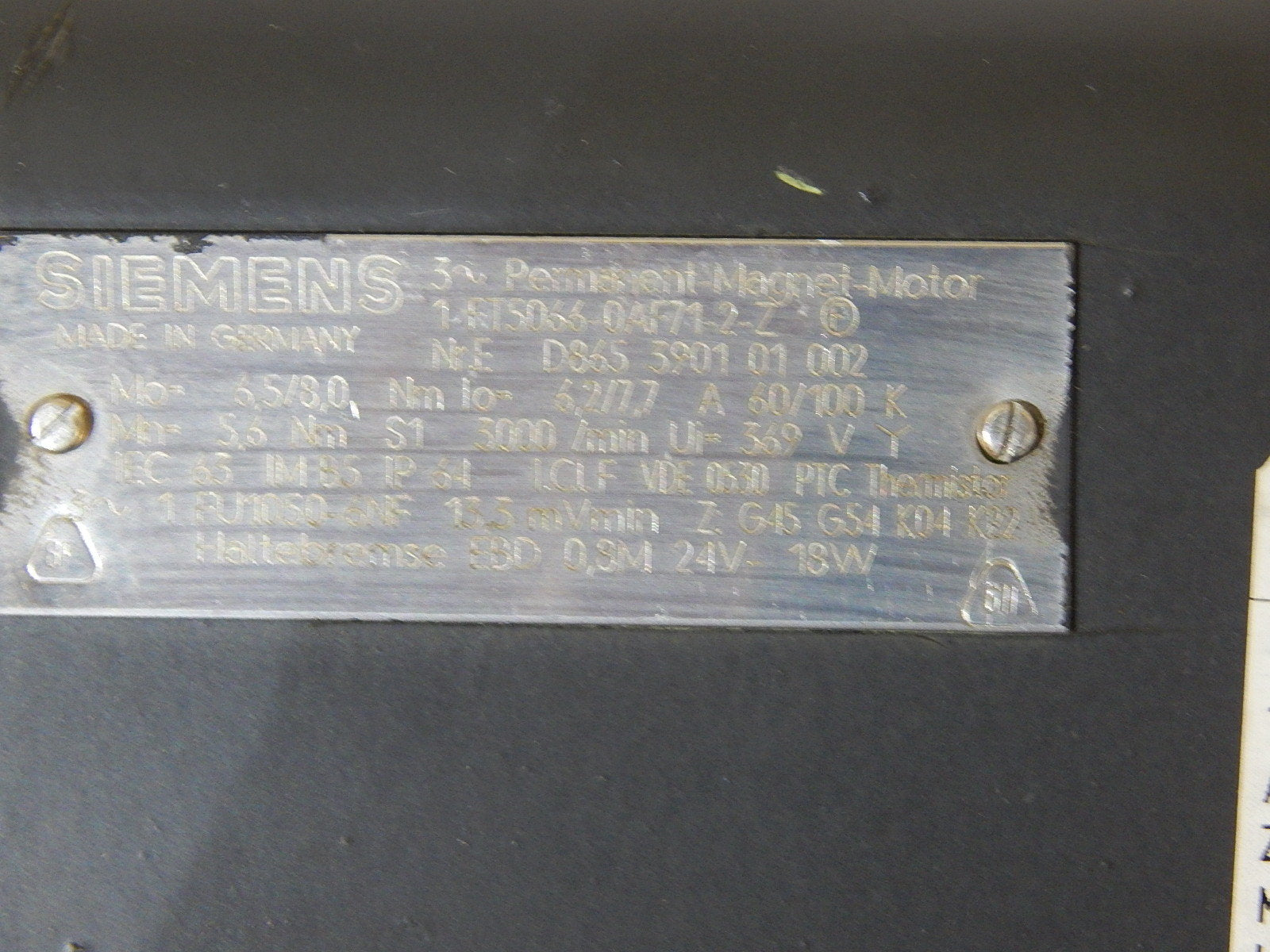 Siemens  1FT5066-0AF71-2-Z  3~ Permanent-Magnet-Motor Used