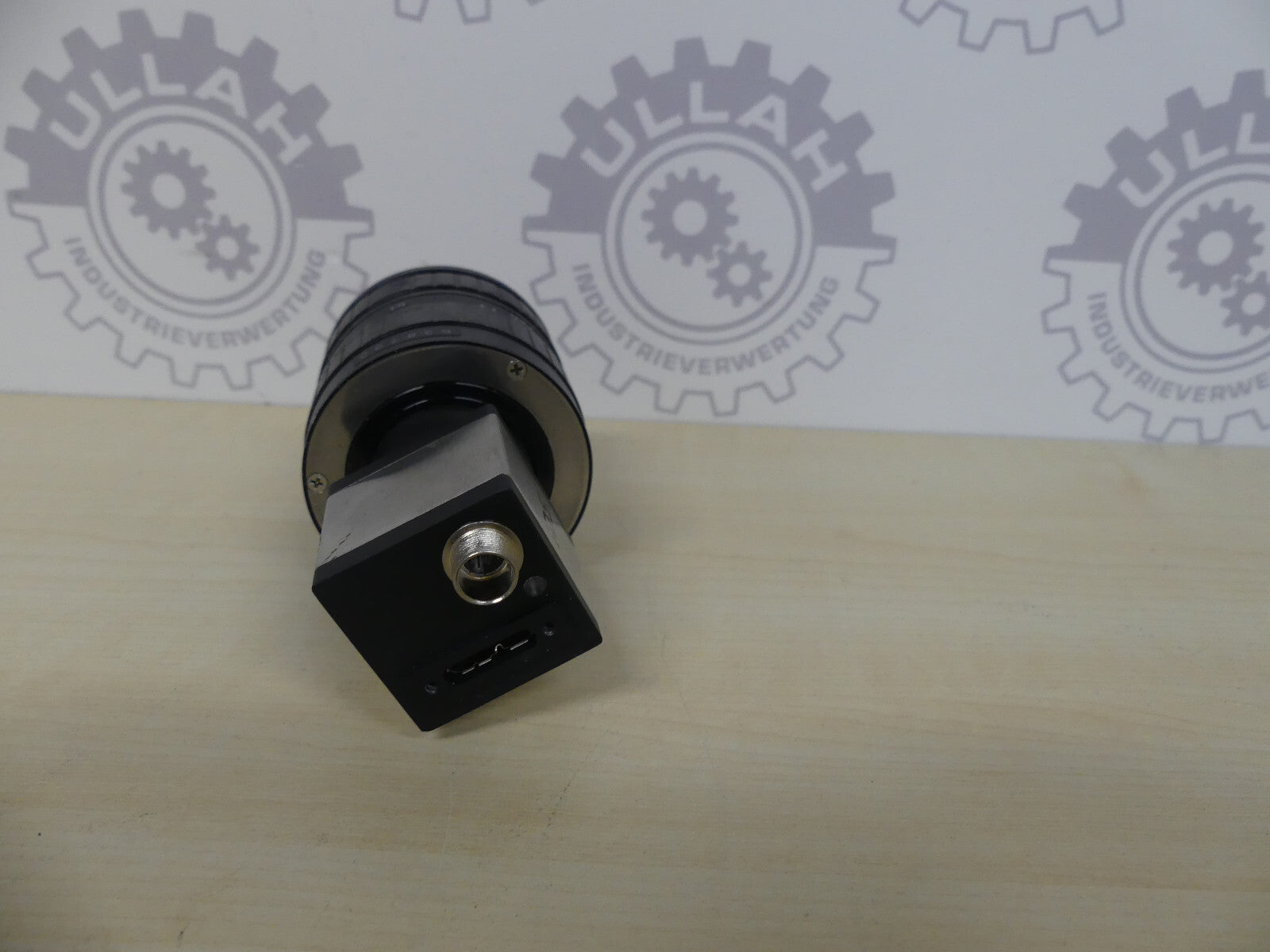 IDS UI-3370CP-M-GL R2 mit FUJINON CF35HA-1