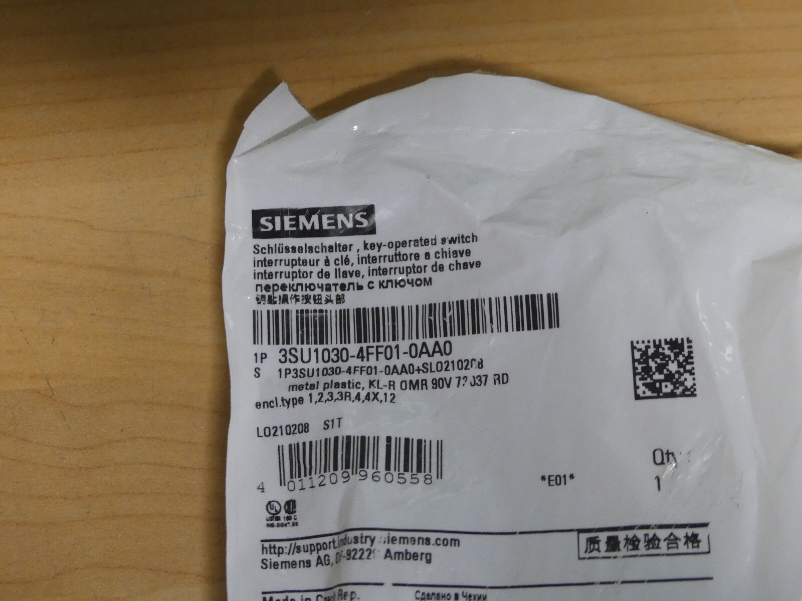 Siemens Schlüsselschalter 3SU1030-4FF01-0AA0