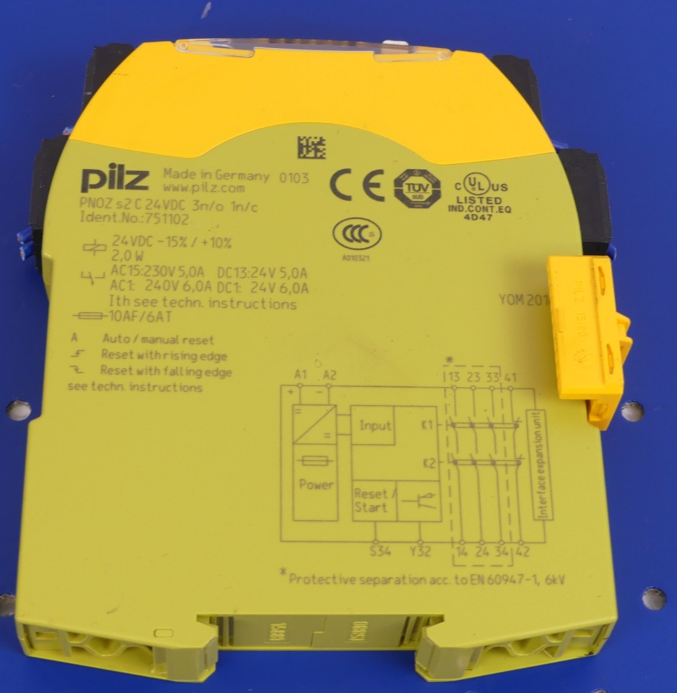 PILZ PNOZ S2 C 24VDC 3N/O 1N/C