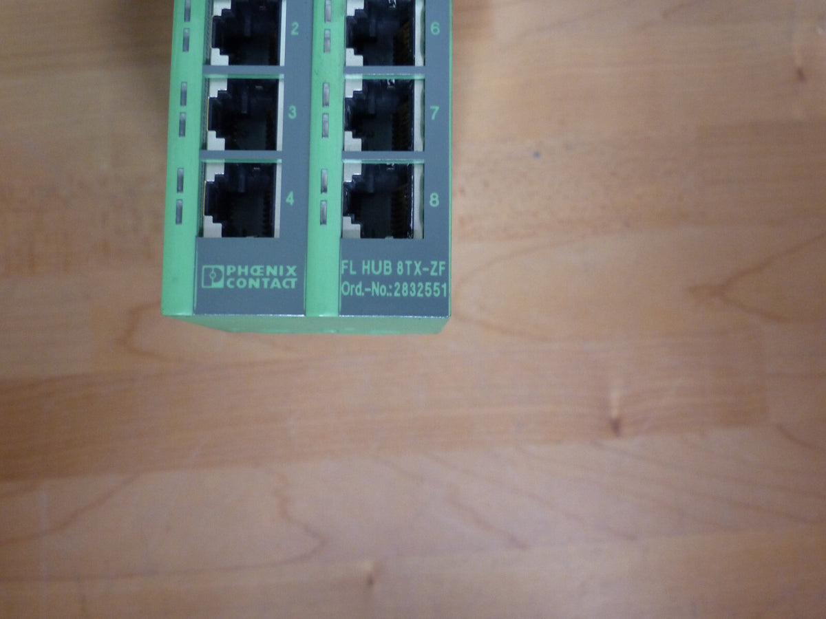 Phoenix Contact Class II Repeater 2832551    FL HUB 8TX-ZF   HW: 03