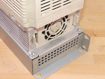 YASKAWA 1000  CIMR-AC4A0011FAA