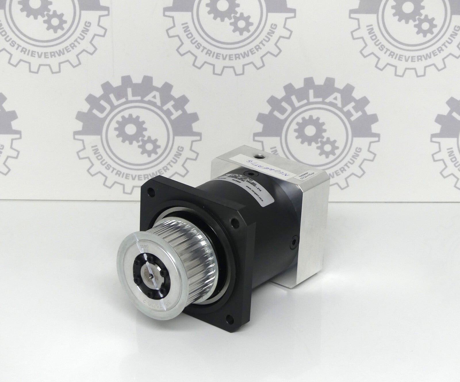 NEUGART PLQE080-007-SSSB3AE-E14 ( NEUWERTIG )