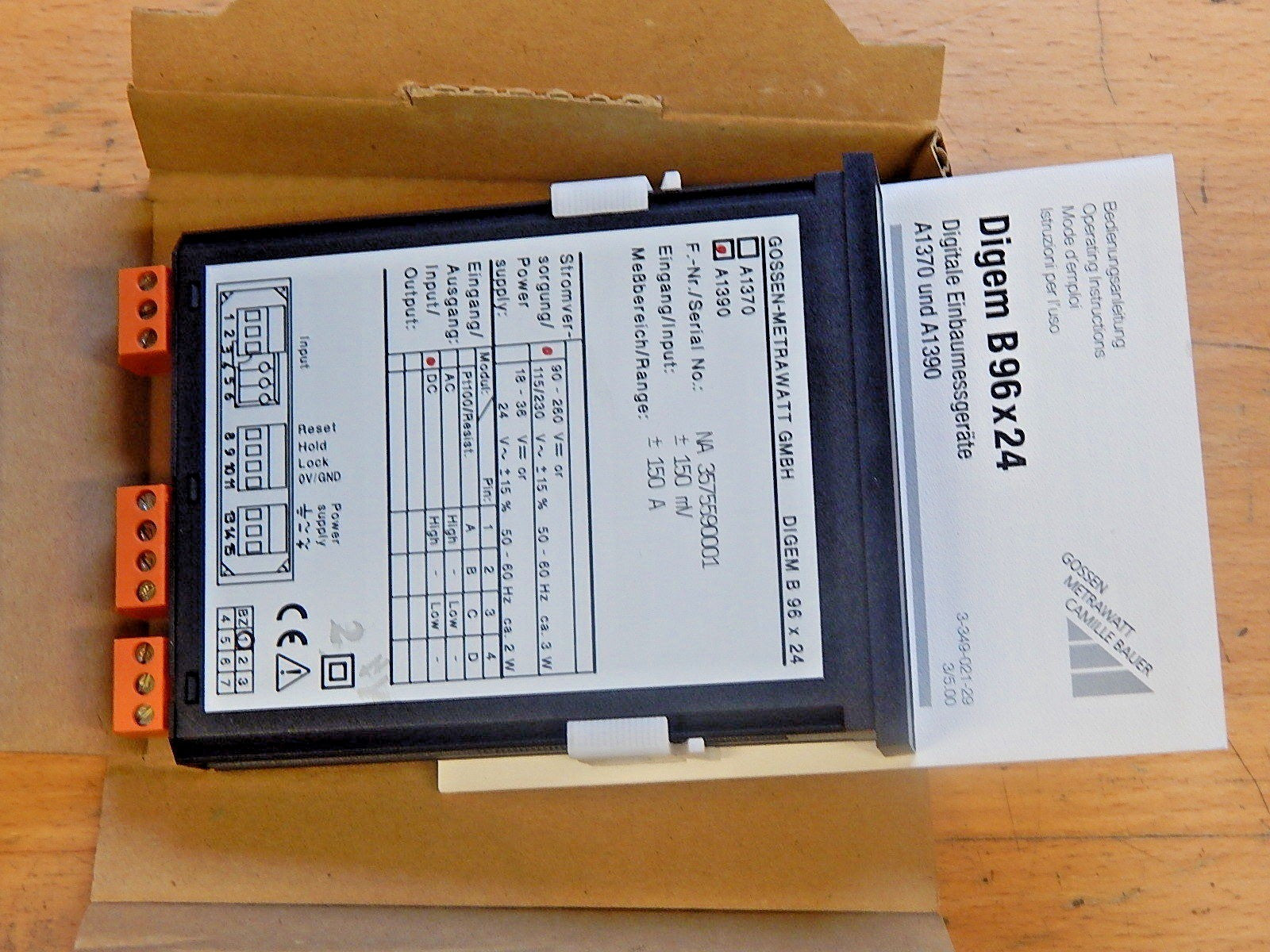  GOSSEN METRAWATT DIGEM B 96X24  Digital Einbaumessgerät Neu