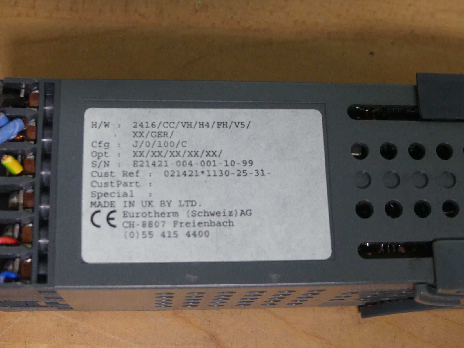 Eurotherm  2416/cc/vh/h4/fh/v5/xx/ger/ Temperaturregler