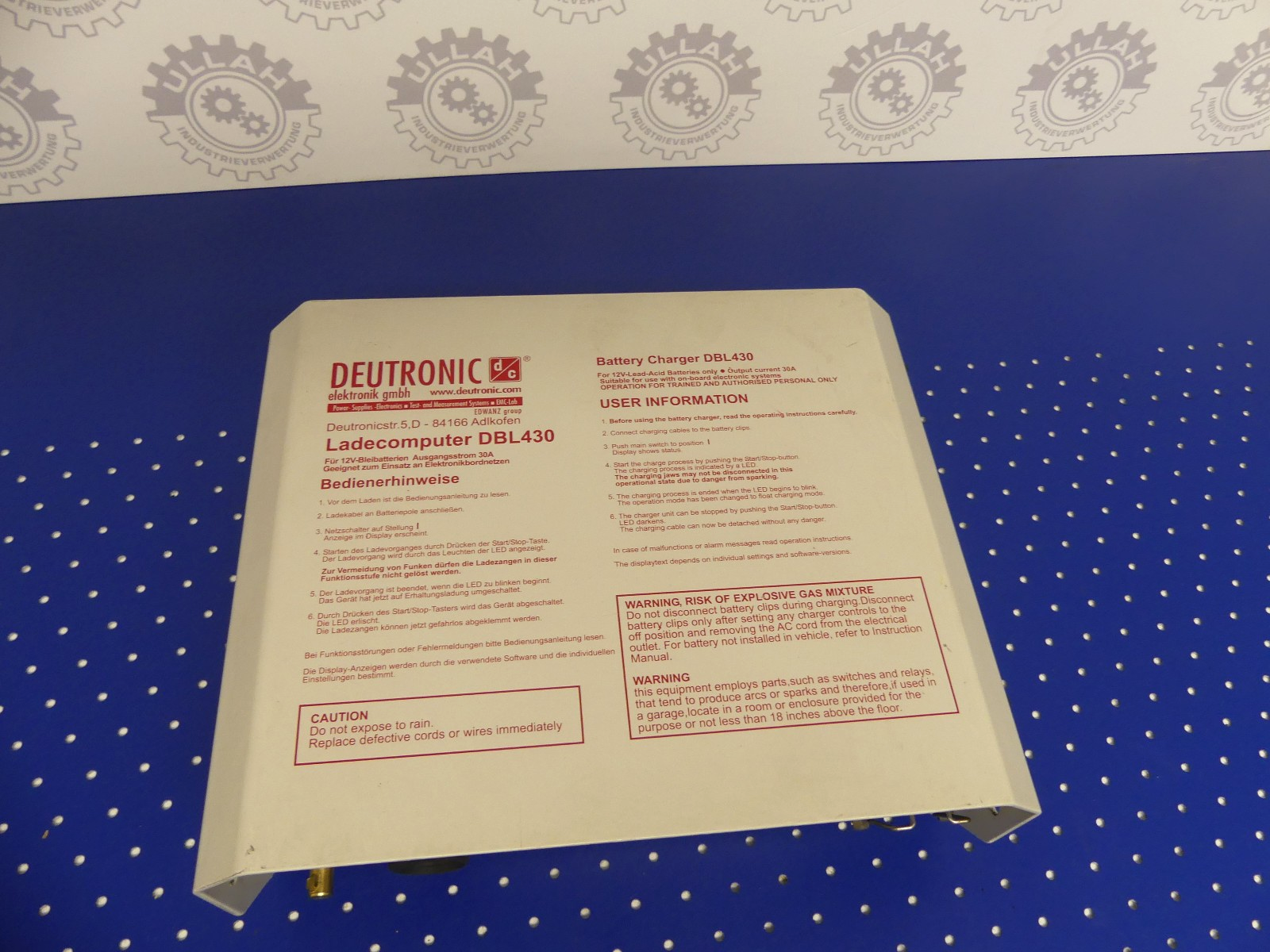DEUTRONIC BATTERY CHARGER DBL430