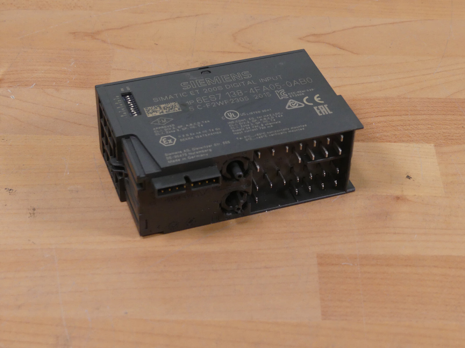 Siemens 6ES7 138-4FA05-0AB0