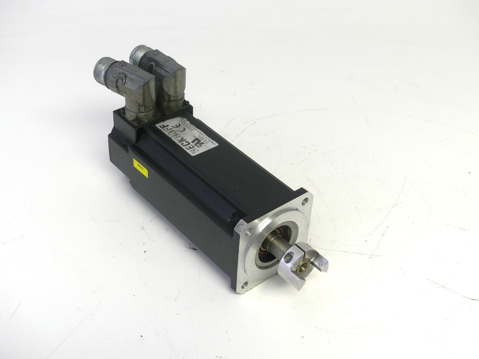 BECKHOFF AM3033-0C10-0000