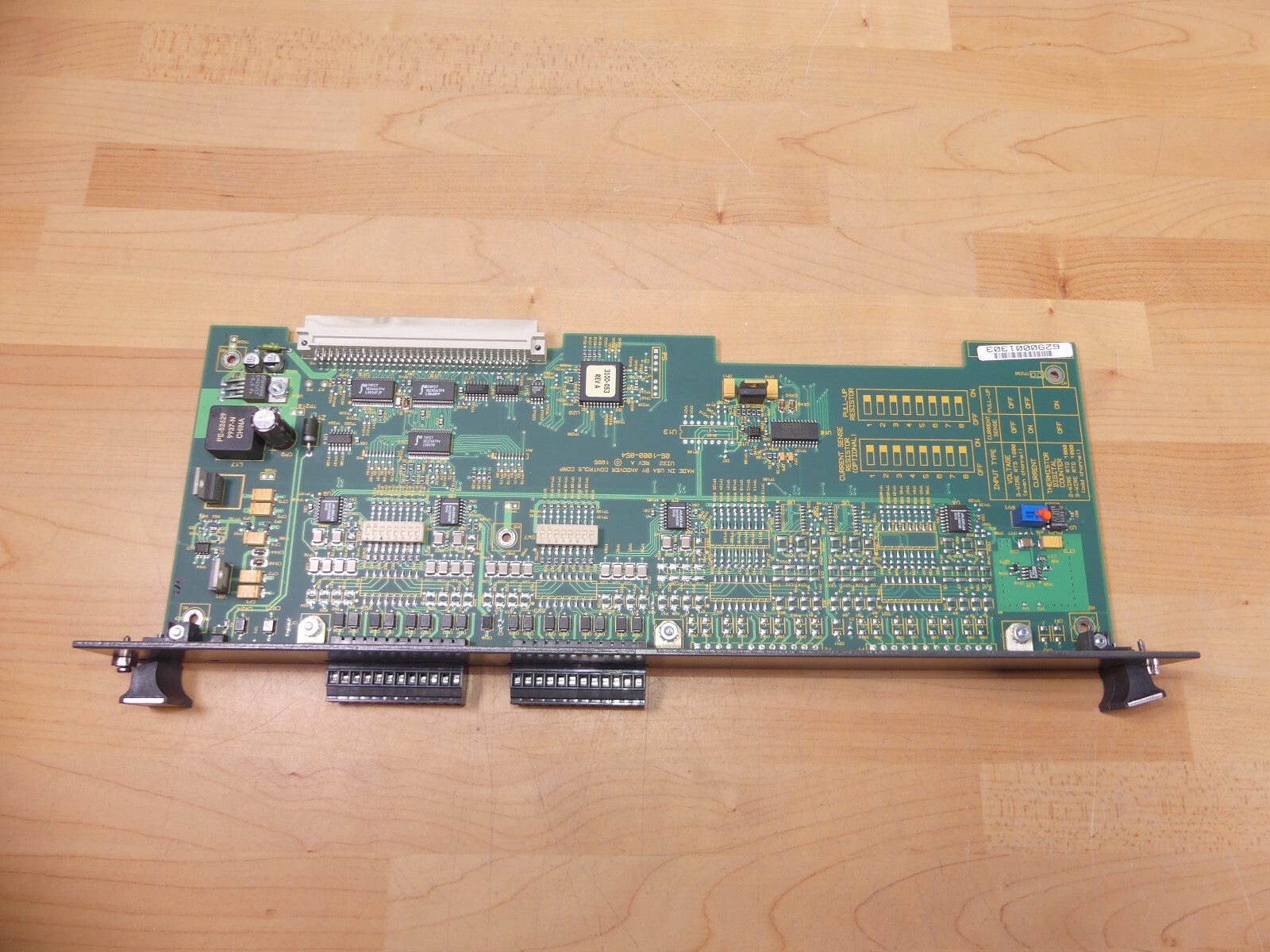 Andover Controls UI32 05-1000-854 Rev A