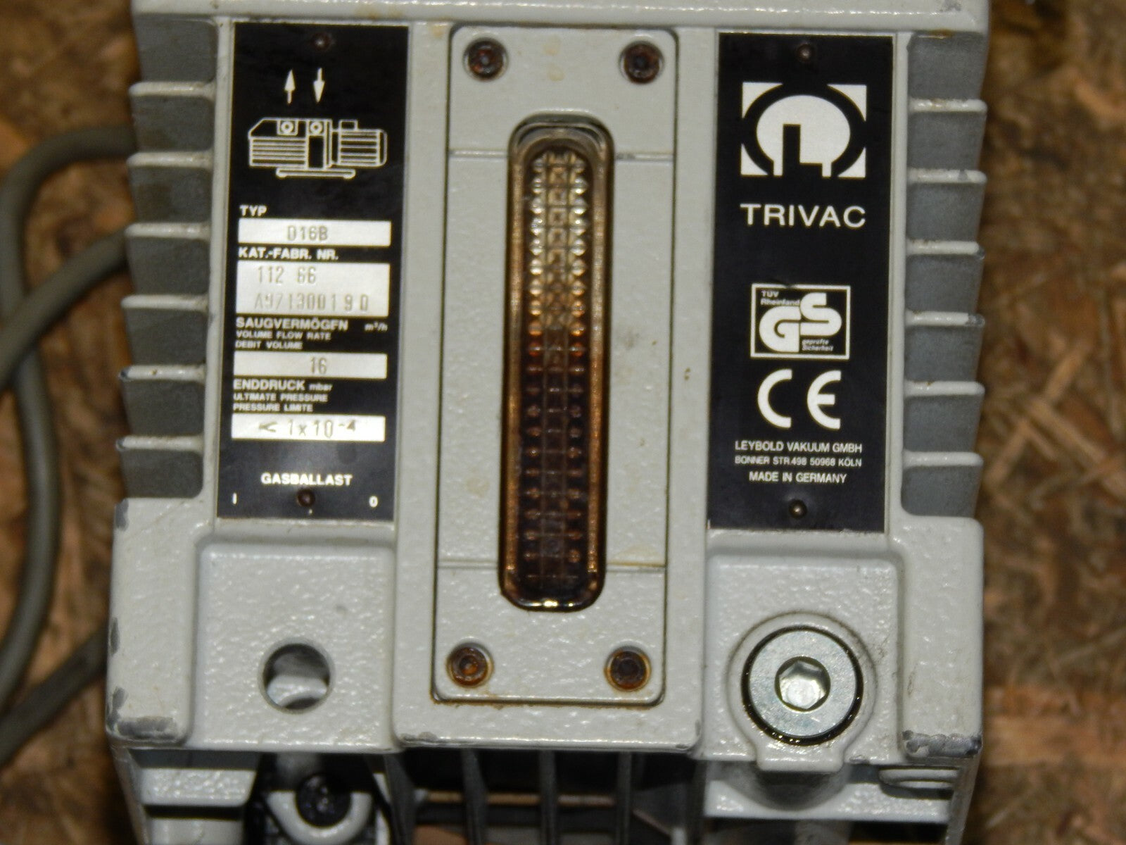 LEYBOLD TRIVAC D16B  Vakuumpumpe