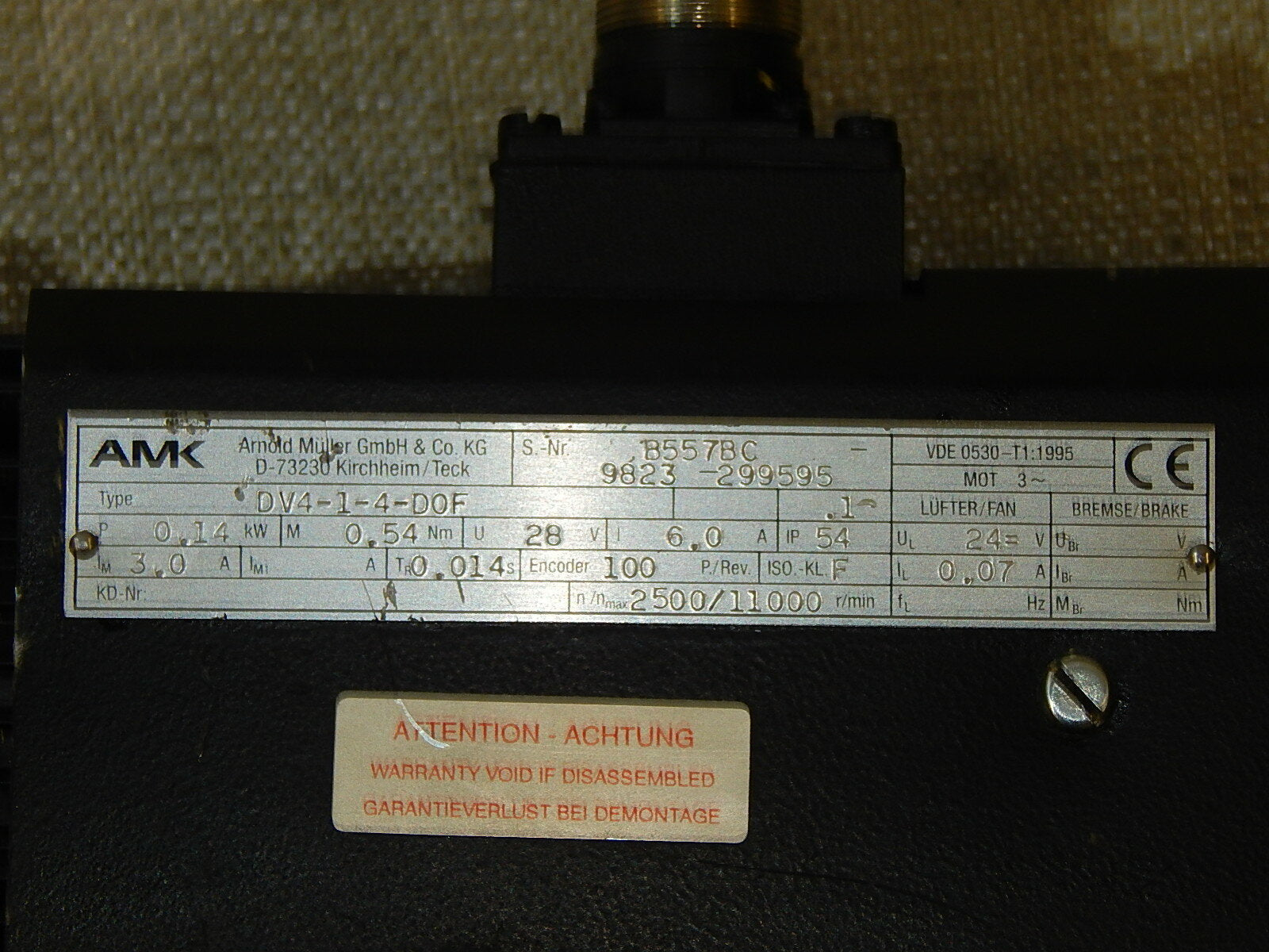 AMK servomotor DV4-1-4-D0F  0.14KW Used