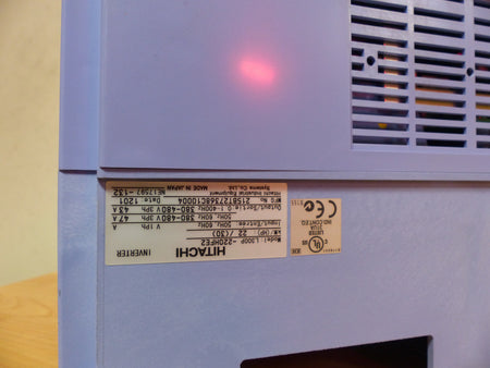 HITACHI  L300P-220HFE2  22KW DEFEKT !