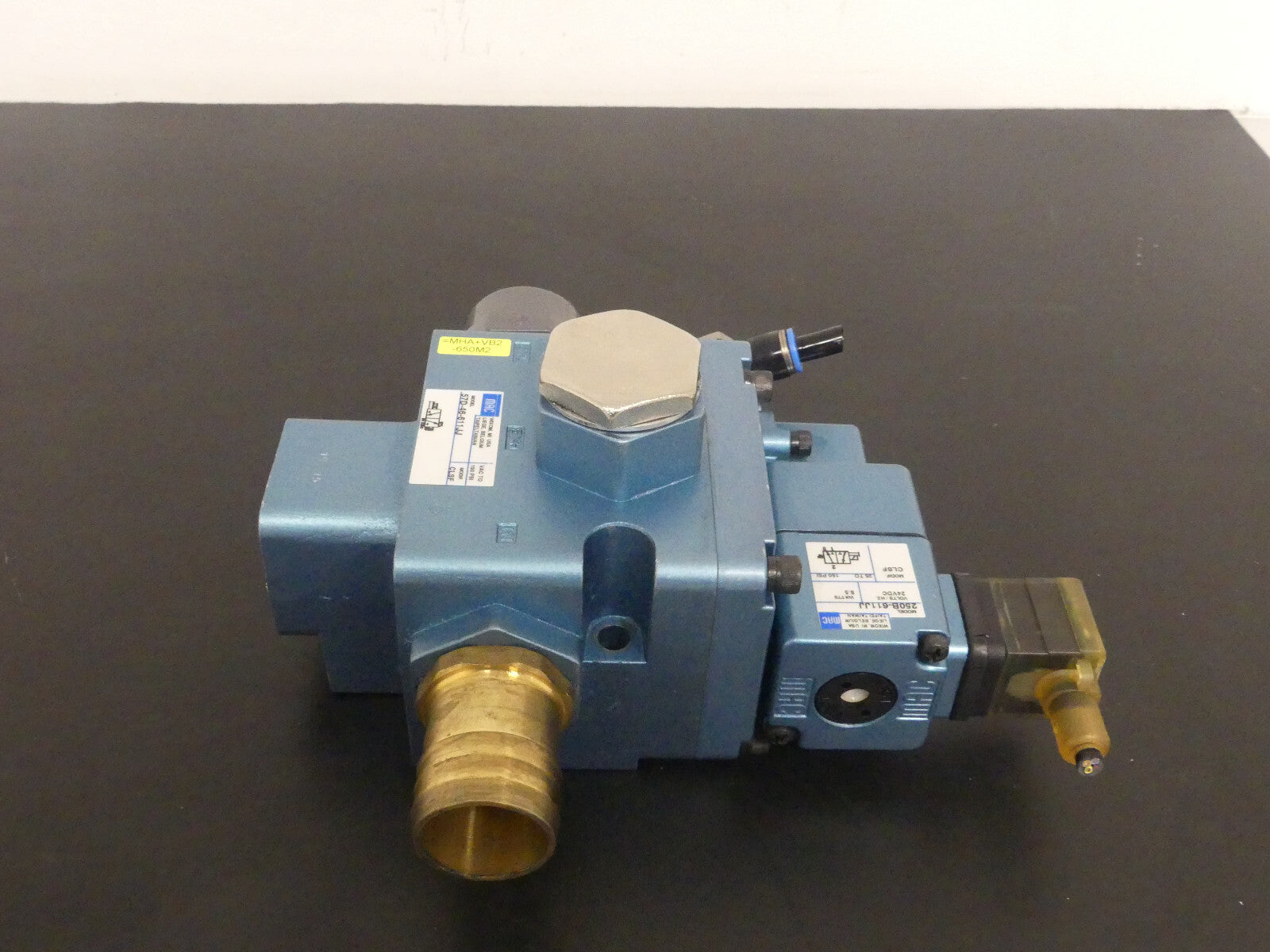 MAC 57D-46-611JJ + 250B-611JJ Magnetventil