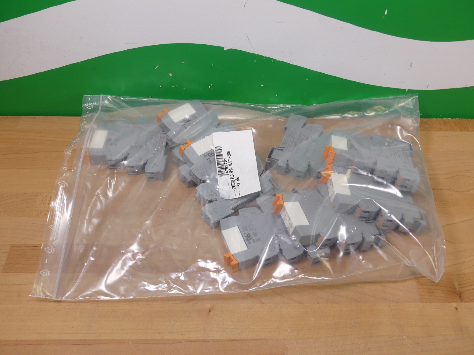 8X PHOENIX CONTACT PLC-BPT-24UC/21-21 2900284