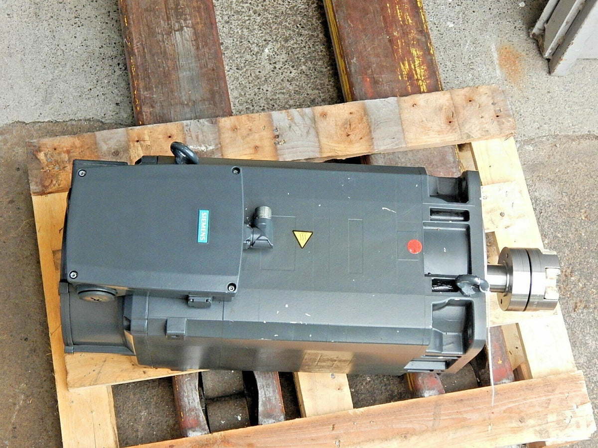  Siemens Simotics 3~ 1PH8137-1CG02-0LA1-Z  No.YF  Asynchron Motor used