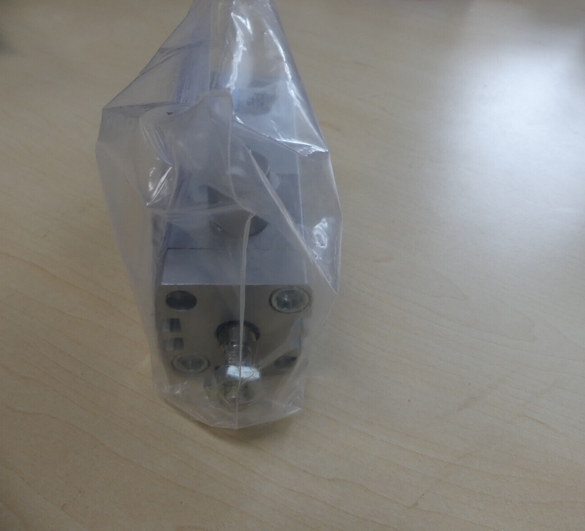 Festo ADN-32-50-KP-A-P-A