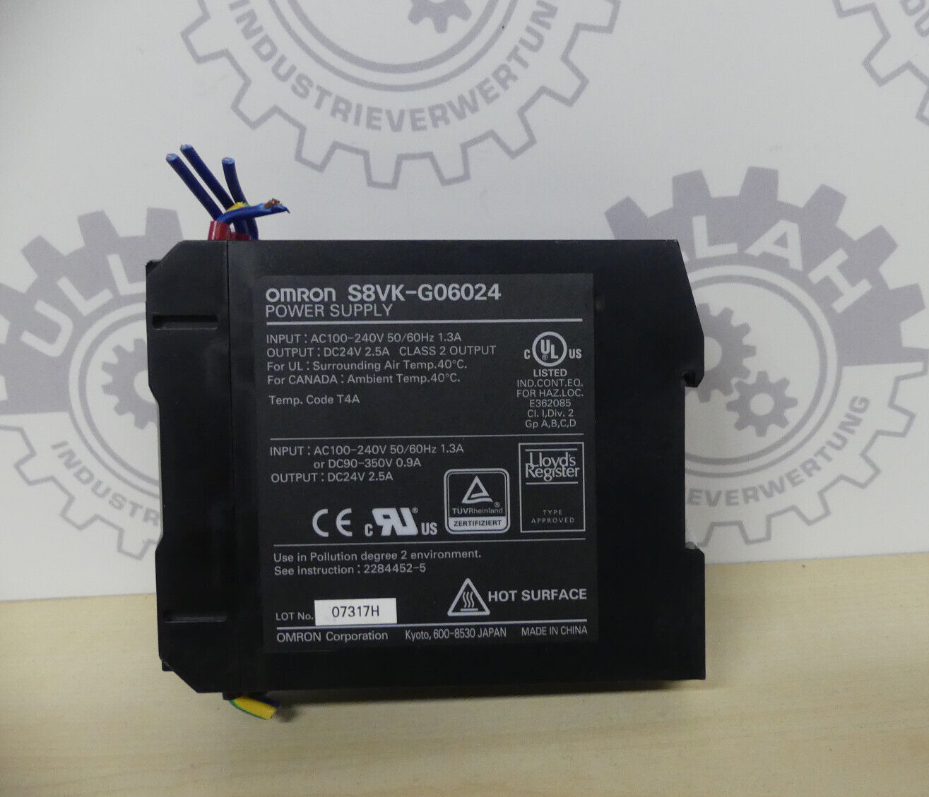 OMRON S8VK-G06024