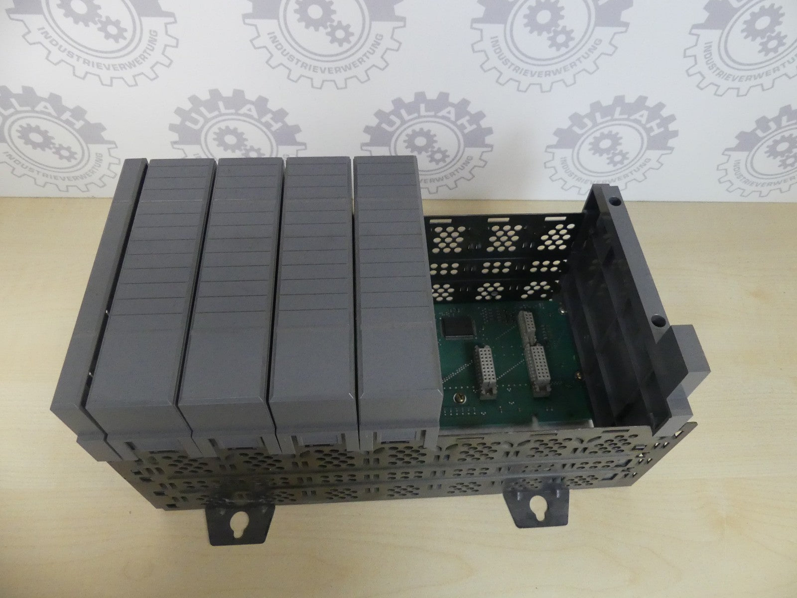 Allen Bradley 1746-A7 SLC 500