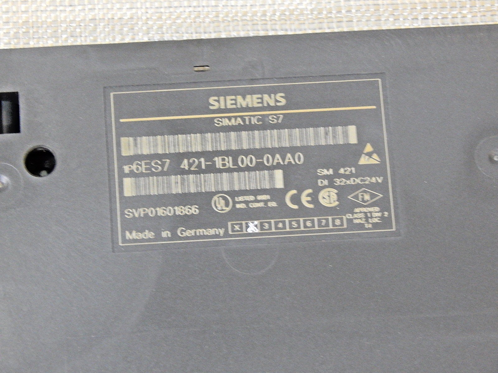 SIEMENS SIMATIC S7  6ES7421-1BL00-0AA0// 6ES7 421-1BL00-0AA0 Vers. 02