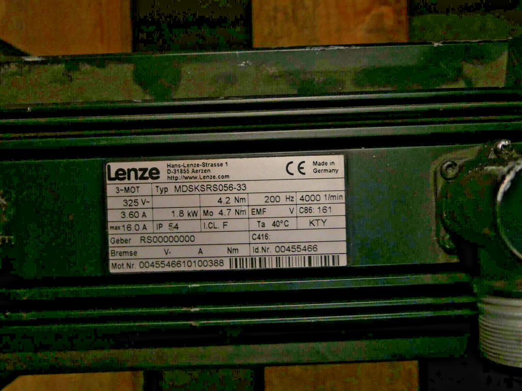 Lenze 3~Servomotor MDSKSRS056-33  inkl. Getriebe GKS05-3S HAR 056C33  002 A