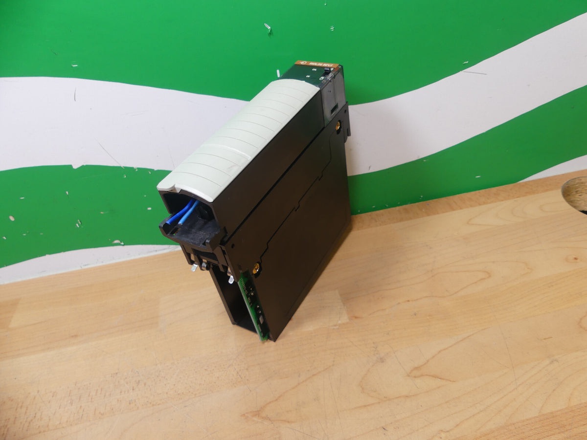 Allen-Bradley 1756 IF8H /A   Analog Input Module 1756-IF8H