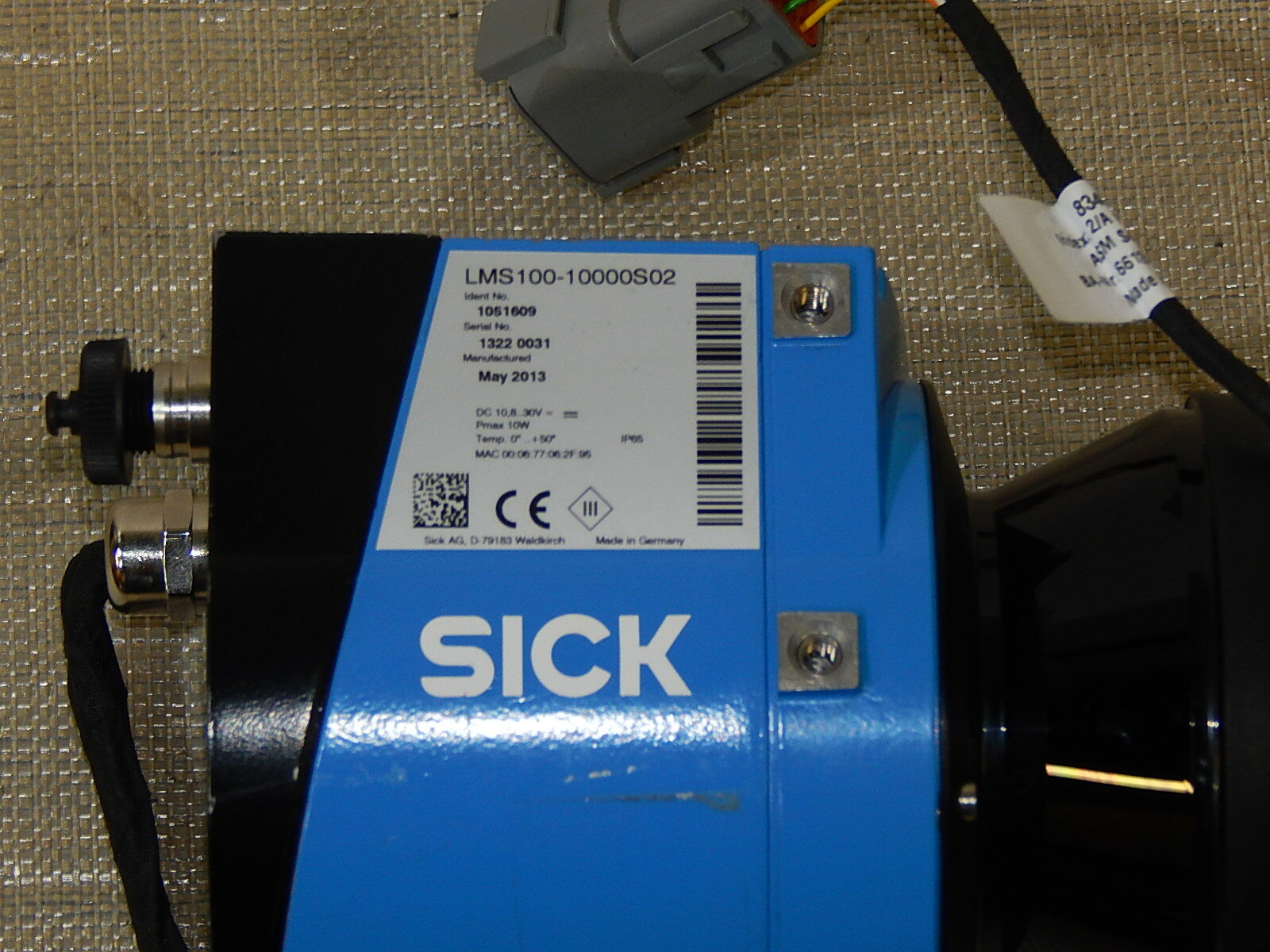  Sick Laserscanner LMS100-10000S02  Laserscanner 1051609 Laserscanner used