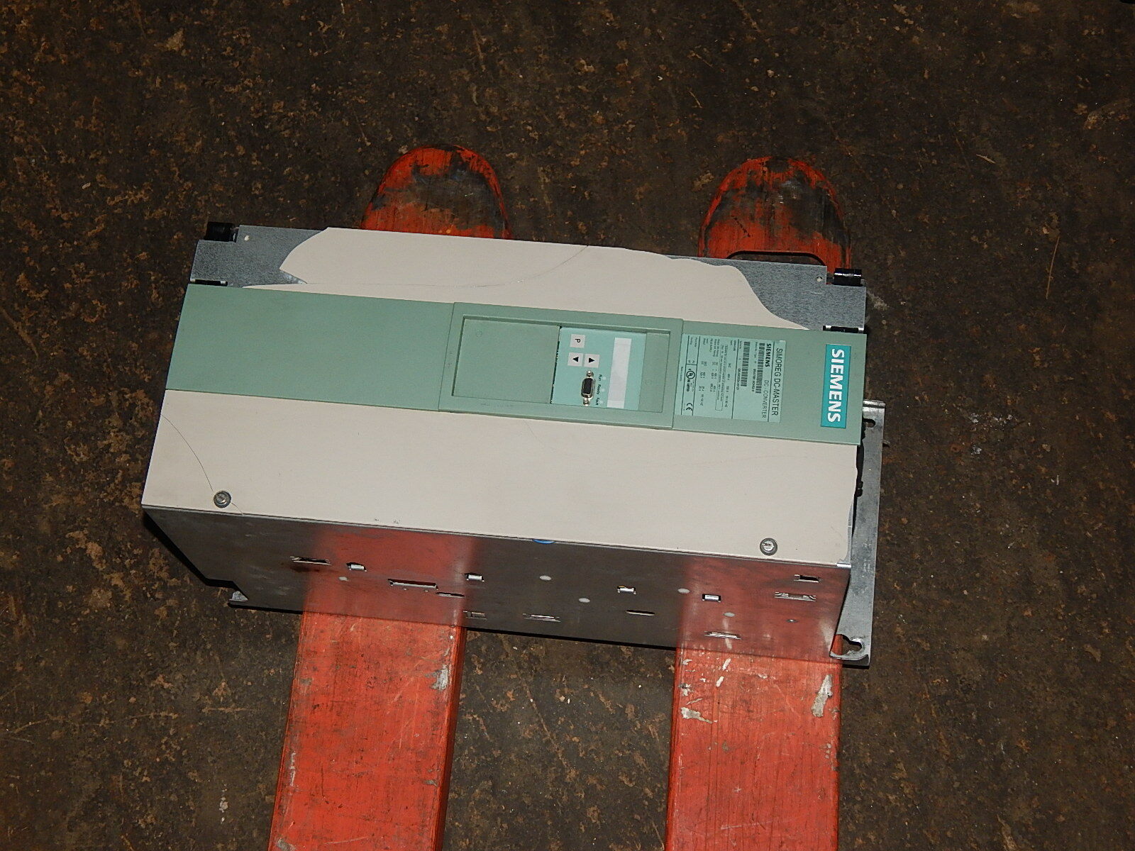  Siemens simoreg DC-Master Converter 6RA7081-6DV62-0  gehaus beschädigt s.Bilder