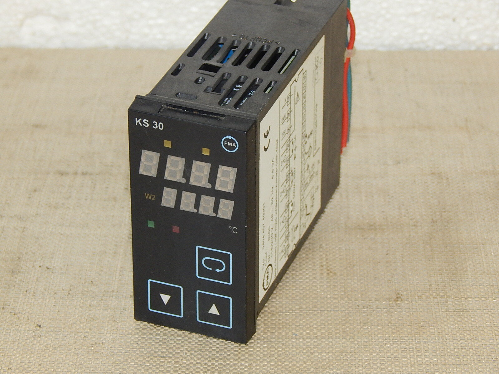  PMA GmbH Universalregler KS30 Typ: 9404 407 40301 used
