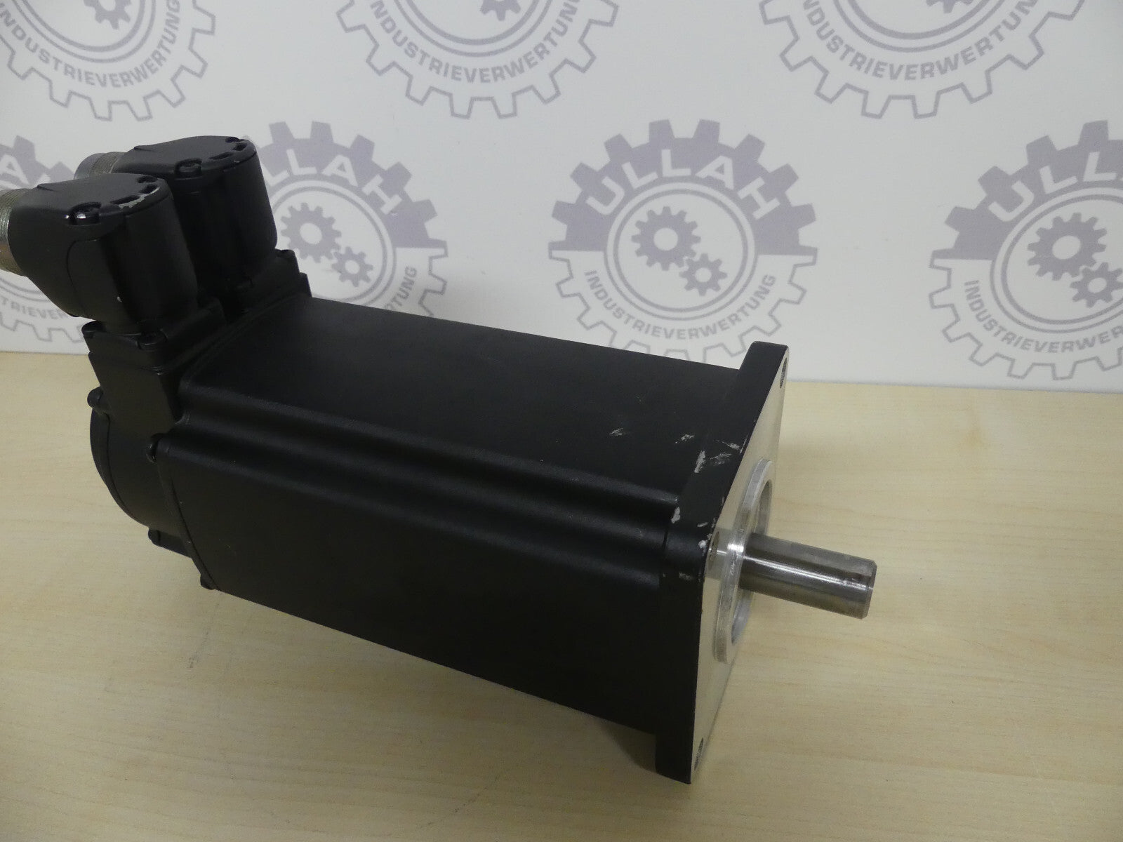 REXROTH MSK040C-0600-NN-M1-UGO-NNNN