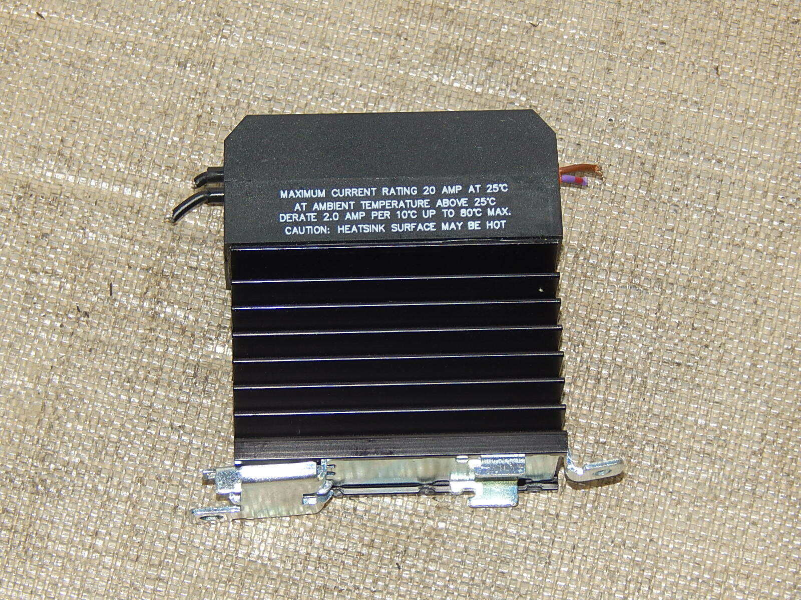 Crydom  Solid State Relais  HPF240D20 used