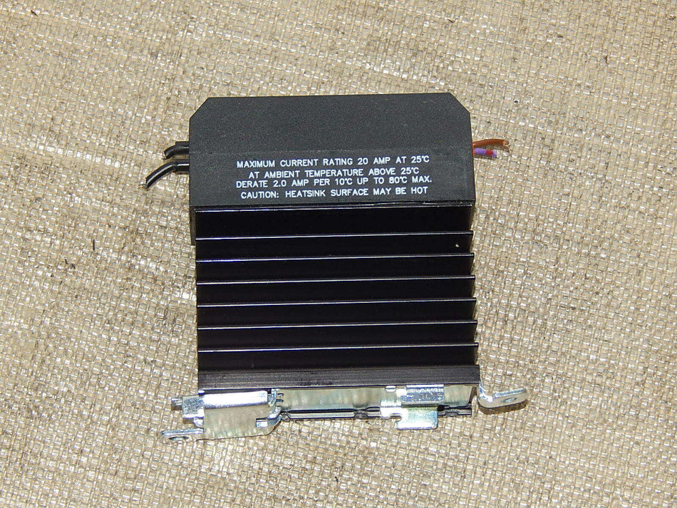 Crydom  Solid State Relais  HPF240D20 used